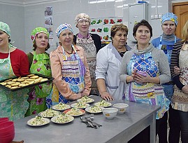 Незрячие кулинары Тюменской РО ВОС помогли социально неблагополучным гражданам