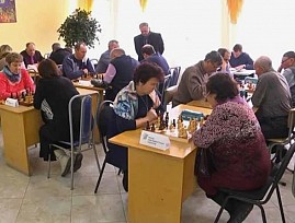 В Елабуге прошли республиканские лично-командные соревнования по шашкам, шахматам и домино среди инвалидов по зрению Татарской региональной организации ВОС
