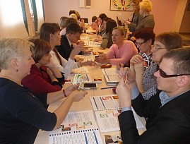 Специалисты Мордовской региональной организации ВОС провели для председателей и секретарей МО ВОС обучающий семинар по настольным играм, адаптированным для незрячих