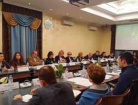 Вице-президент ВОС Л.П. Абрамова выдвинула ряд предложений на круглом столе Общественной палаты РФ «Проблемы людей с инвалидностью: приоритеты и содержательные подходы»