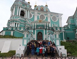Инвалиды по зрению Белгородской региональной организации ВОС совершили экскурсионную поездку в Смоленск и Витебск