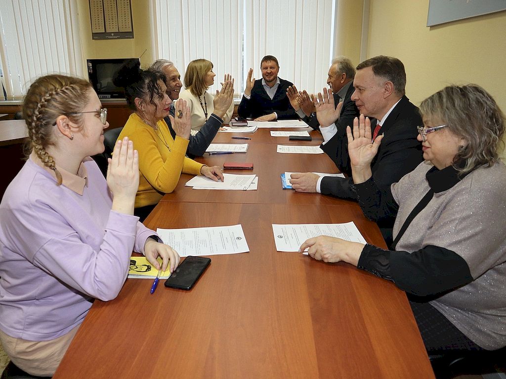 Заседание избирательной комиссии Курской области