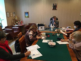 В Санкт-Петербургской региональной организации ВОС состоялась очередная встреча с партнерами по проекту «Вижу руками – изостудия незрячих художников»