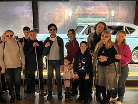 Члены ВОС протестировали экскурсионную программу одного из московских музеев на предмет доступности для инвалидов по зрению
