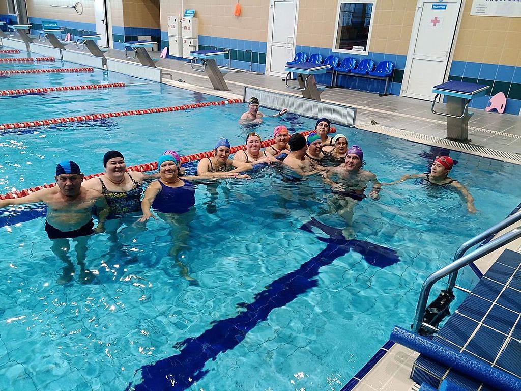 занятия в бассейне