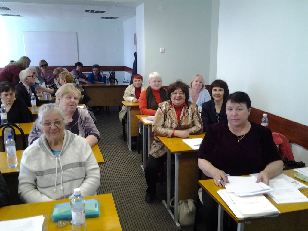 Актив Архангельской РО ВОС задаёт вопросы на обучающем семинаре