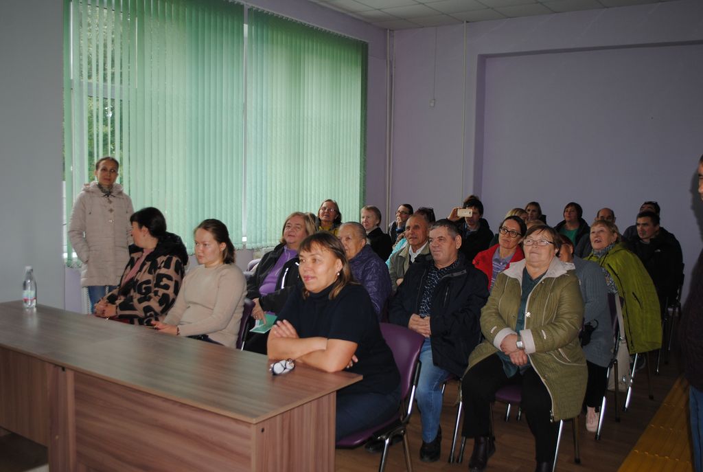 Члены местных организаций Чувашской РО ВОС, а также приглашённые гости на презентации проекта