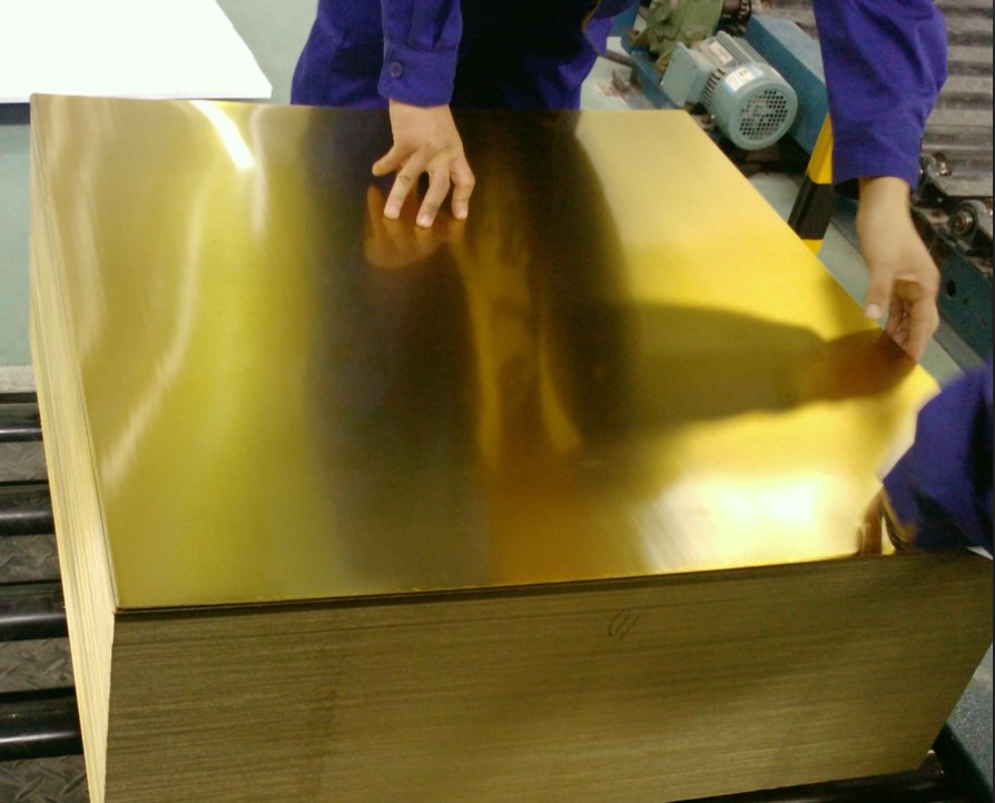 Услуги по лакировки и литографии листовой жести