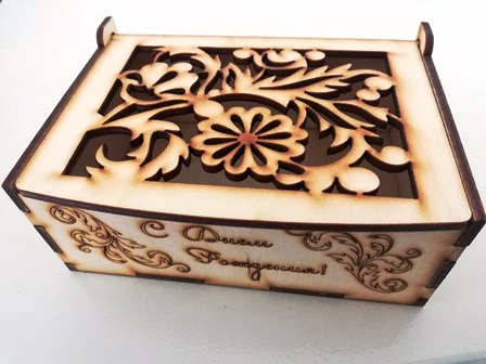 Шкатулка маленькая