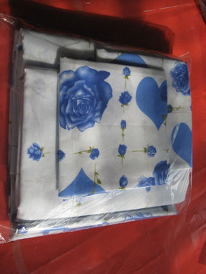 Комплект постельного белья семейный 