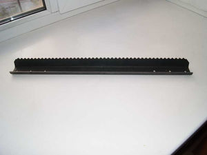 Скребок зубчатый