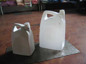 Крышка для канистры