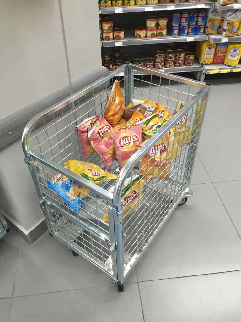 Корзины на колесах (для выкладки товара)