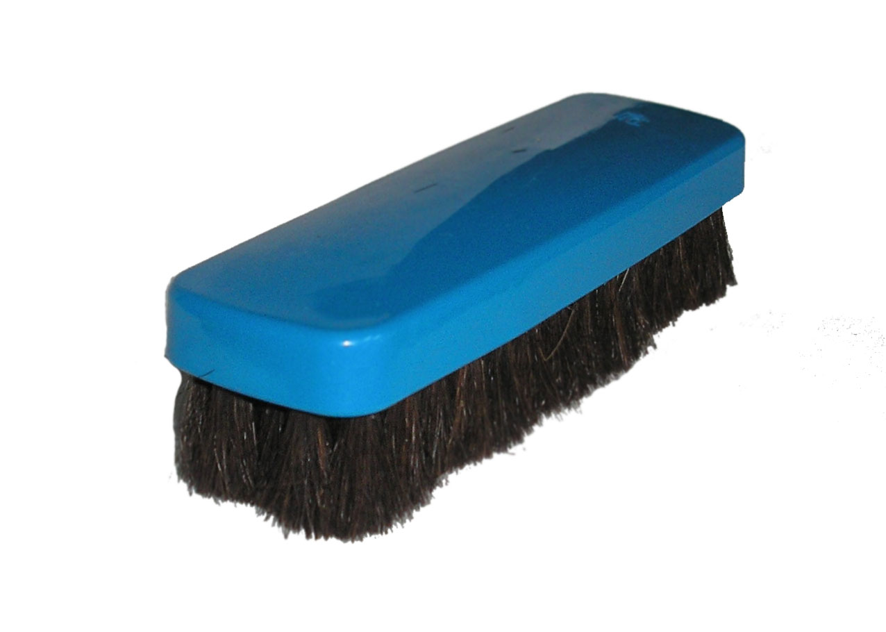 Щетка одежная