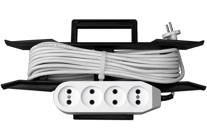 Удлинитель четырехместный на рамке