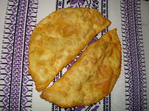 Чебурек с мясом (сыром)