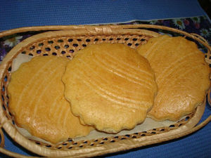 Корж молочный