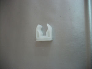 Кронштейн держатель для труб