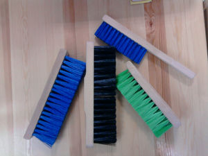 Щётки бытовые