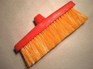 Щетка для пола пластмассовая, синтетический ворс