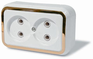Розетка открытой установки двухместная, серия Москвичка, цвет белый с рамкой под золото