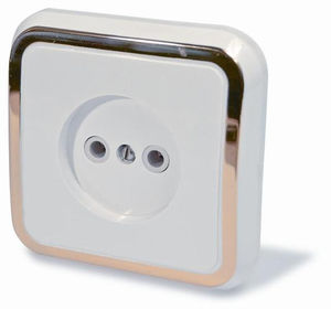 Розетка скрытой установки одноместная, серия Москвичка, цвет белый с рамкой под золото