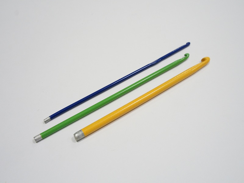 Крючок вязальный алюминиевый