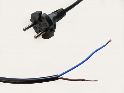 Шнур соединительный армированный неразборной вилкой ПВС-ВП