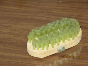 Щётка овальная