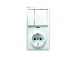 Блок комбинированный скрытой установки (3клавишный выключатель с подсветкой+розетка с заземляющим контактом) БКВР-054