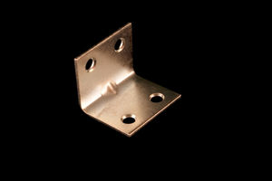 Угольник 26х30 (кор) х500