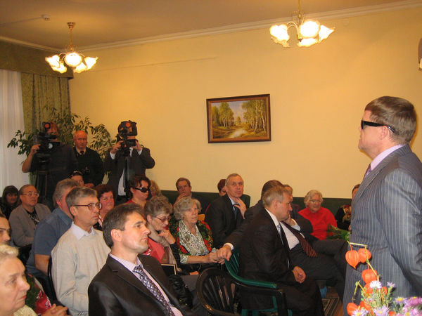 Кандидаты в Госдуму и Мособлдуму встретились с избирателями Видновской местной организации