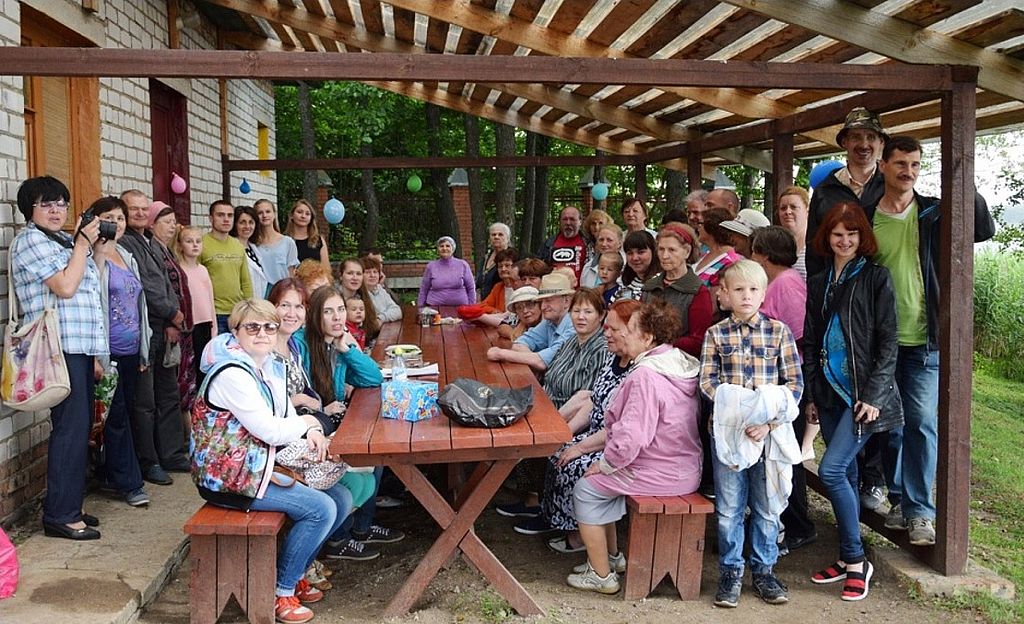 Великолукская местная организация ВОС провела международный фестиваль инвалидов по зрению «Дружба»