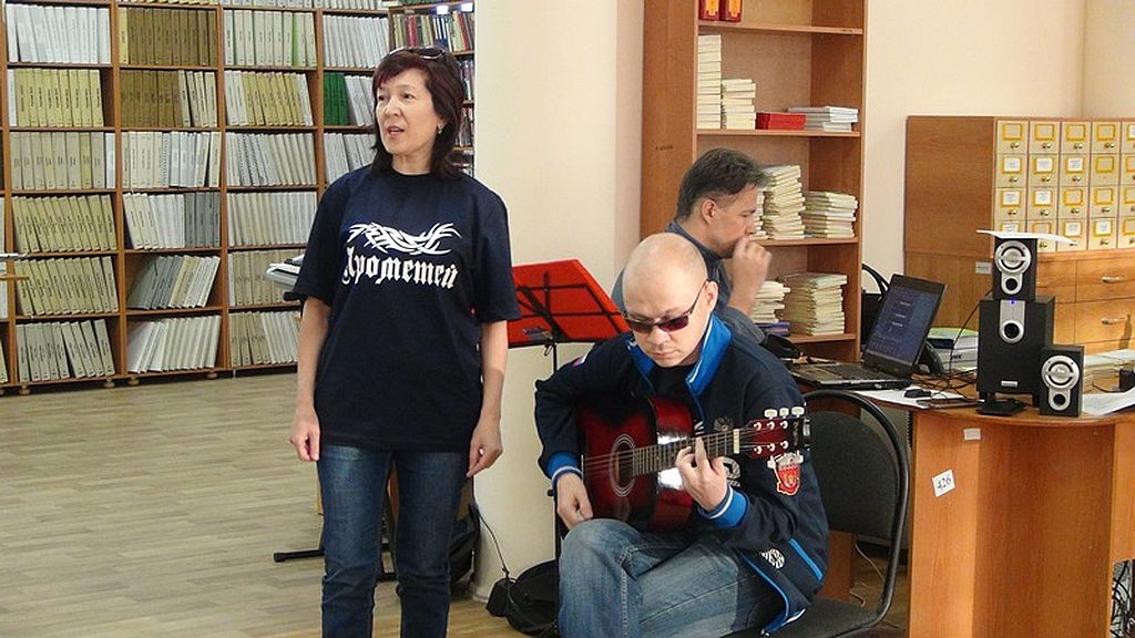 Выступление артистов Хакасской РО ВОС