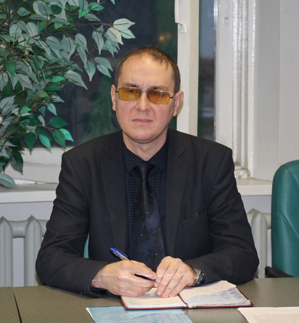 В. В. Хряков