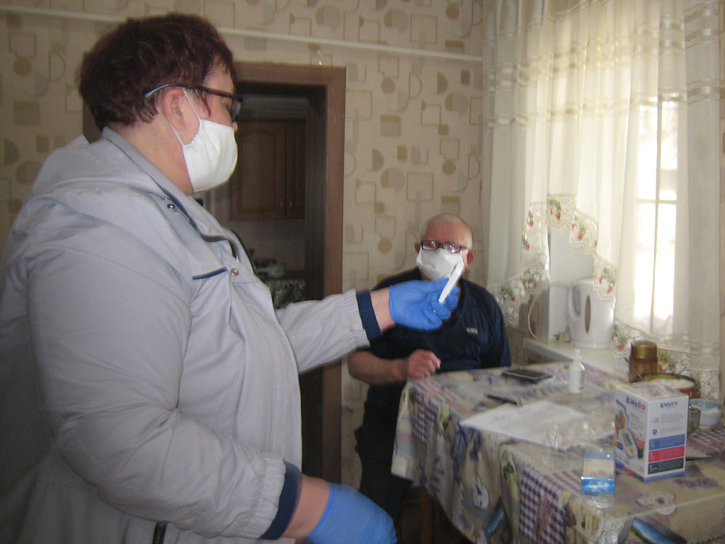 Доставка инвалидам по зрению продуктов и медикаментов
