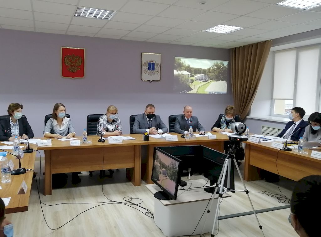 Председатель Ульяновской РО ВОС на заседании Комиссии при губернаторе Ульяновской области по делам инвалидов