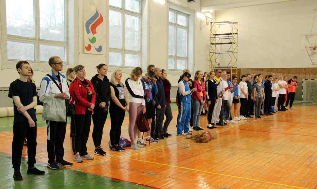 Незрячие спортсмены на построении