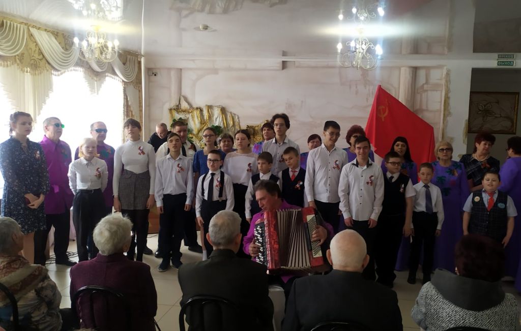 Праздничный концерт, посвящённый 78-й годовщине Великой Победы, состоялся на базе Рубцовского предприятия «Рассвет» ВОС