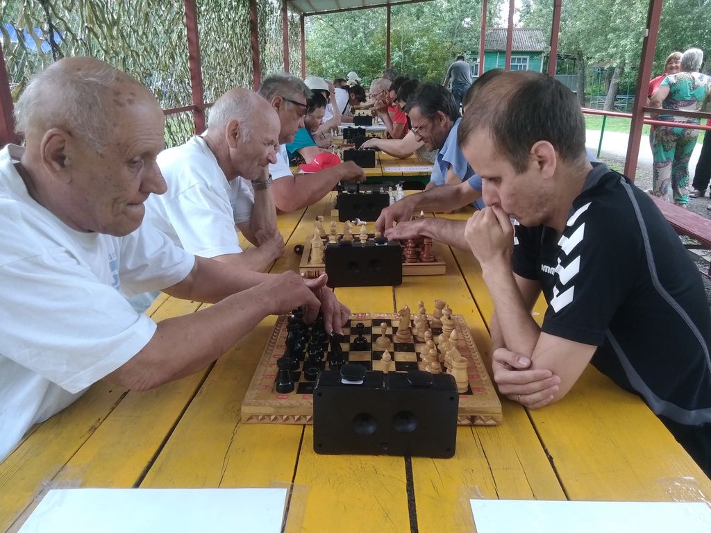 Незрячие спортсмены начинают новую партию