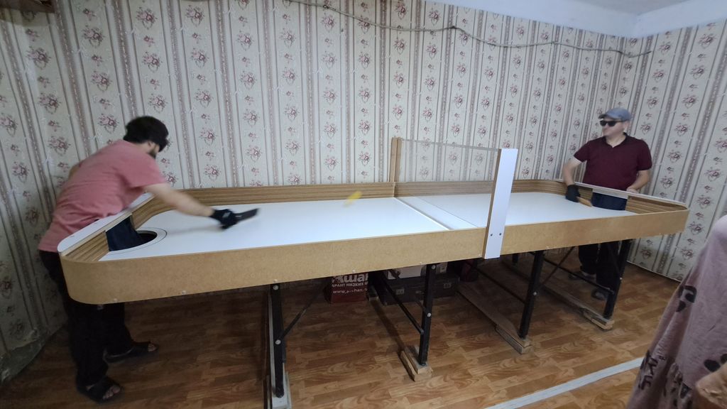 Активисты Буйнакской МО ВОС играют в настольный теннис для слепых - шоудаун