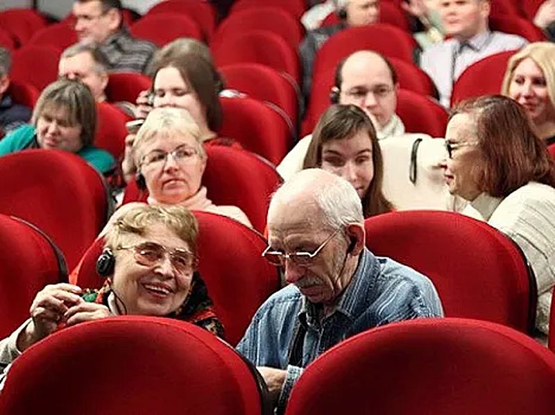 Кинотеатры и концерты станут доступными для незрячих забайкальцев при грантовой поддержке губернатора края