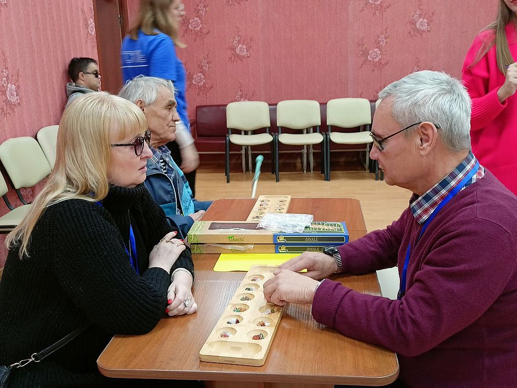 Традиционный Открытый городской турнир по настольным играм среди незрячих и слабовидящих прошёл в Волгоградской РО ВОС