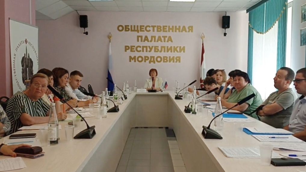 Участники круглого стола