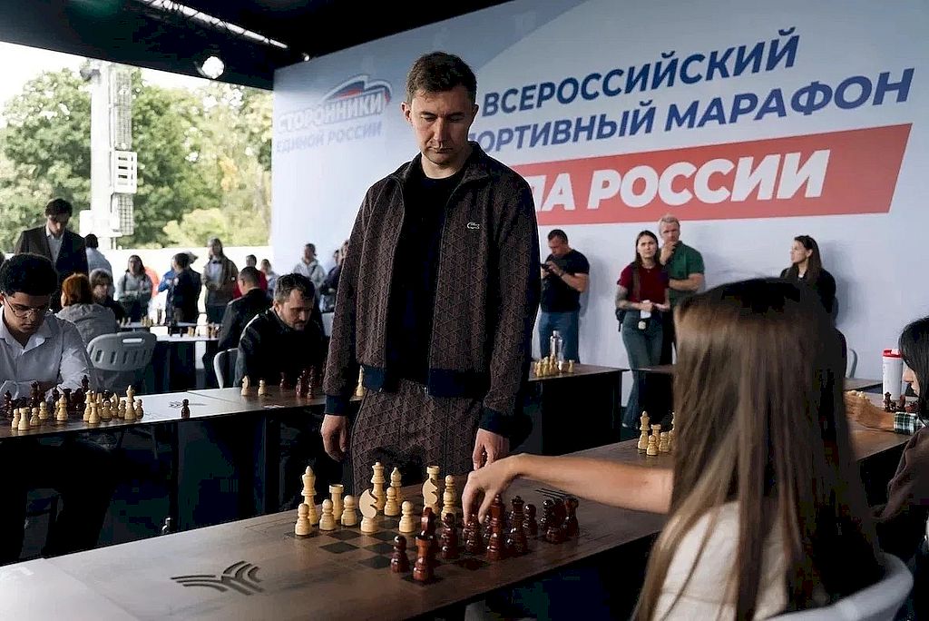 сеанс одновременной игры в шахматы