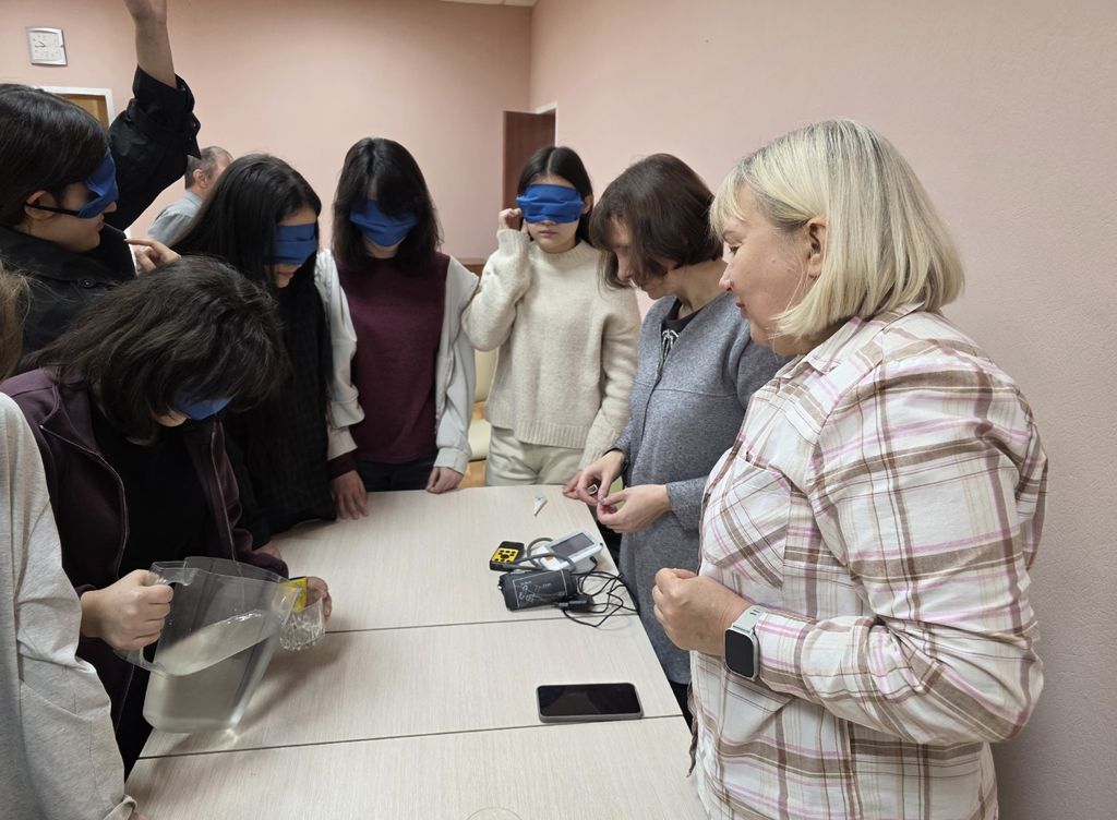 Студенты-медики Волгоградского университета заглянули в мир незрячих людей