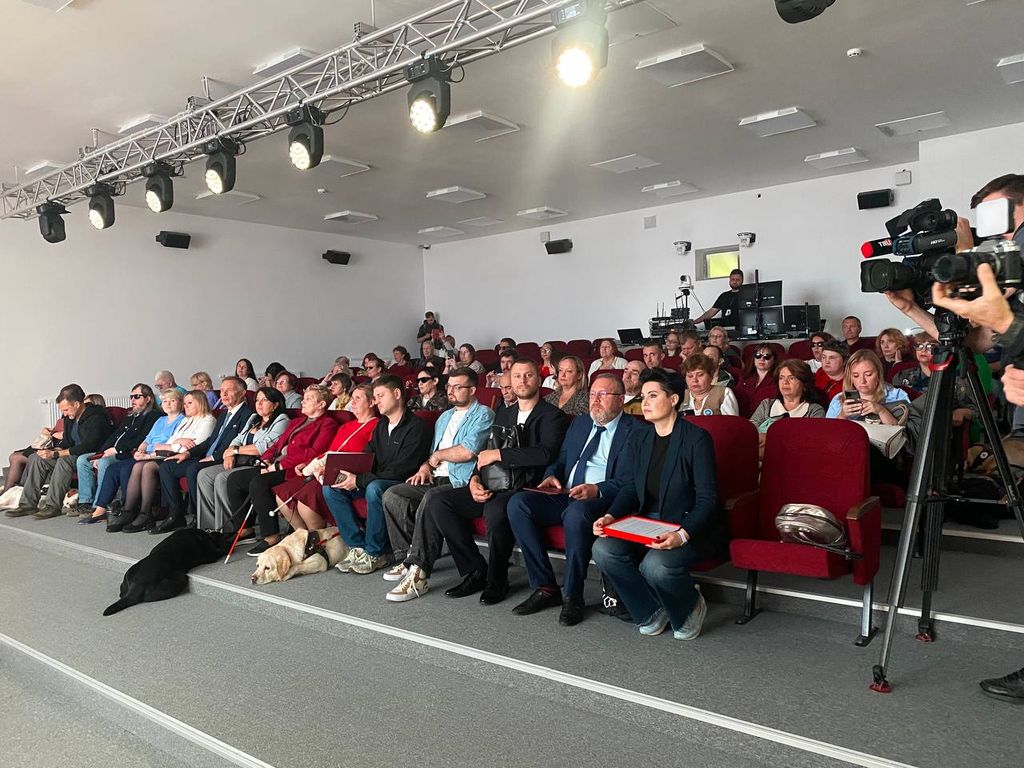 Российская школа подготовки собак-проводников отмечает своё 65-летие