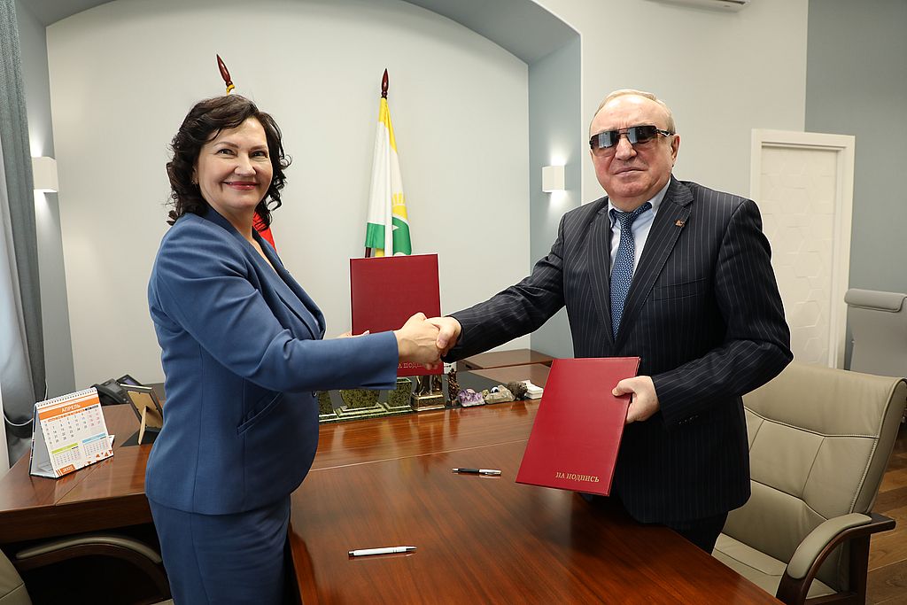 Подписано Соглашение о взаимодействии между Всероссийским обществом слепых и Российской государственной специализированной академией искусств