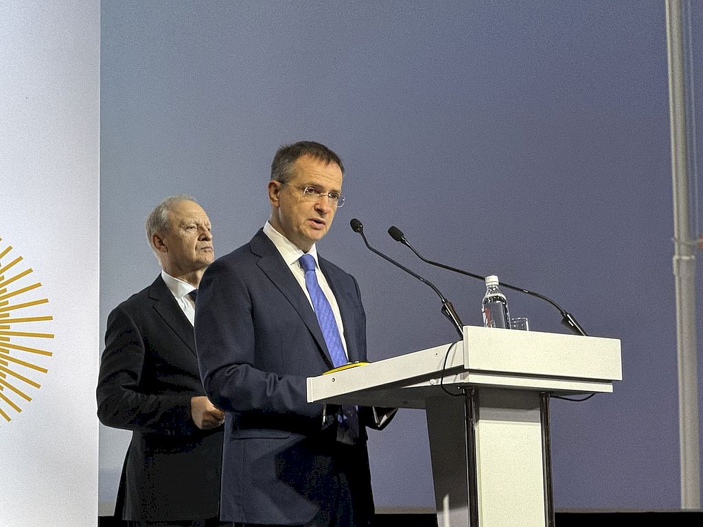 помощник Президента Владимир Мединский