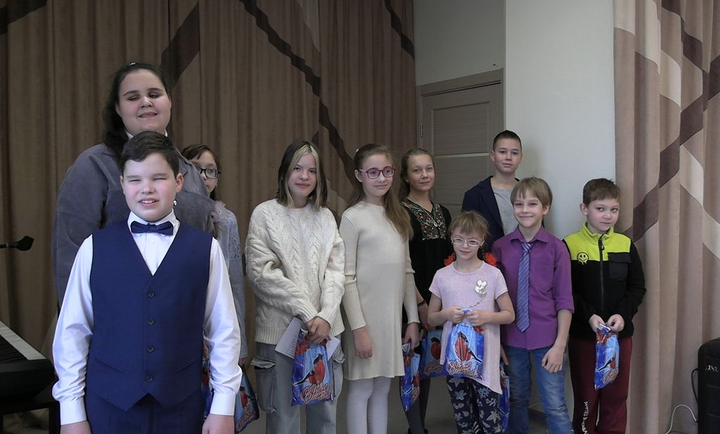 «Мама – главное слово». В Томской РО ВОС провели концерт ко Дню матери